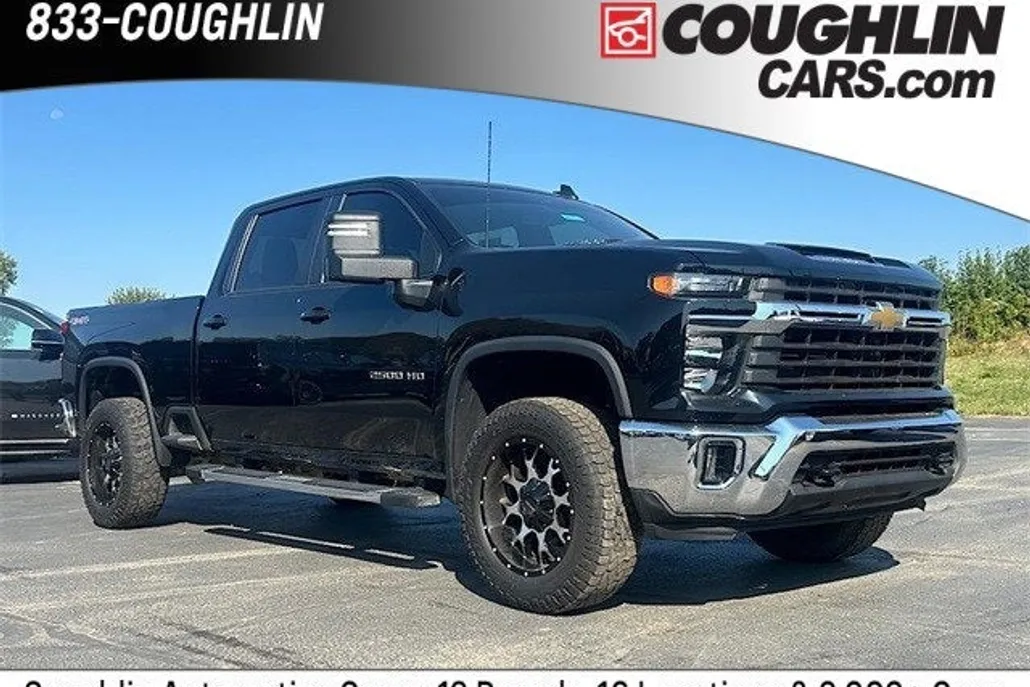 2024 Chevrolet Silverado 2500HD LT photo 1