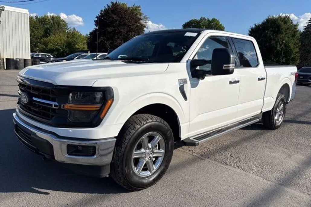 2024 Ford F-150 XLT photo 1