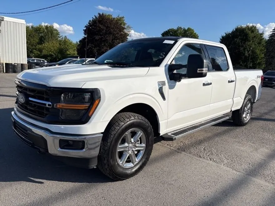 2024 Ford F-150 XLT photo 1