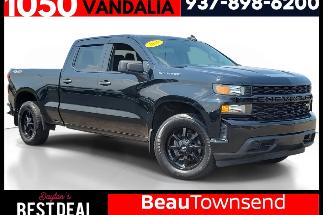 2019 Chevrolet Silverado 1500 Custom photo 1
