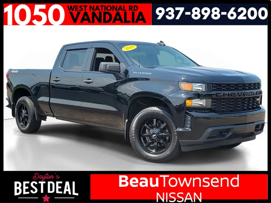 2019 Chevrolet Silverado 1500 Custom photo 1