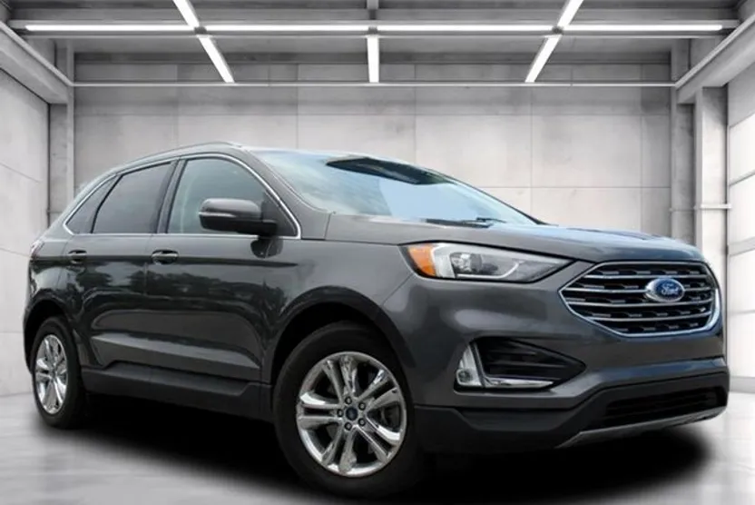 2020 Ford Edge SEL photo 1
