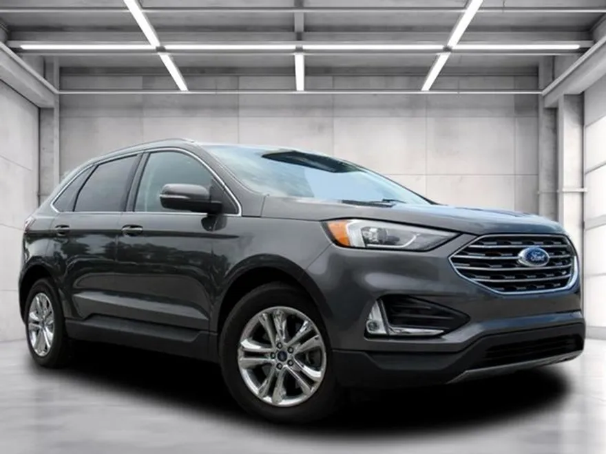 2020 Ford Edge SEL photo 1