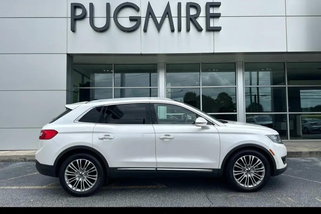 2017 Lincoln MKX Reserve photo 1