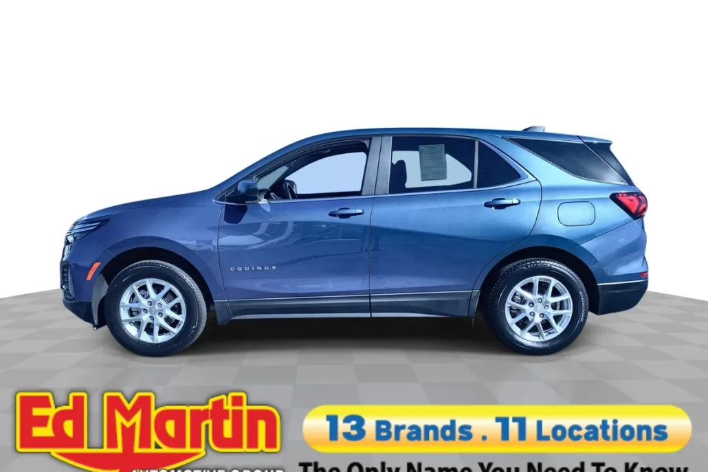 2024 Chevrolet Equinox LT photo 1