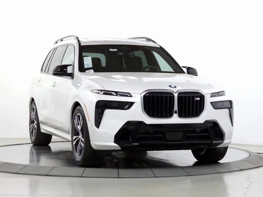2025 Bmw X7 M60i photo 1