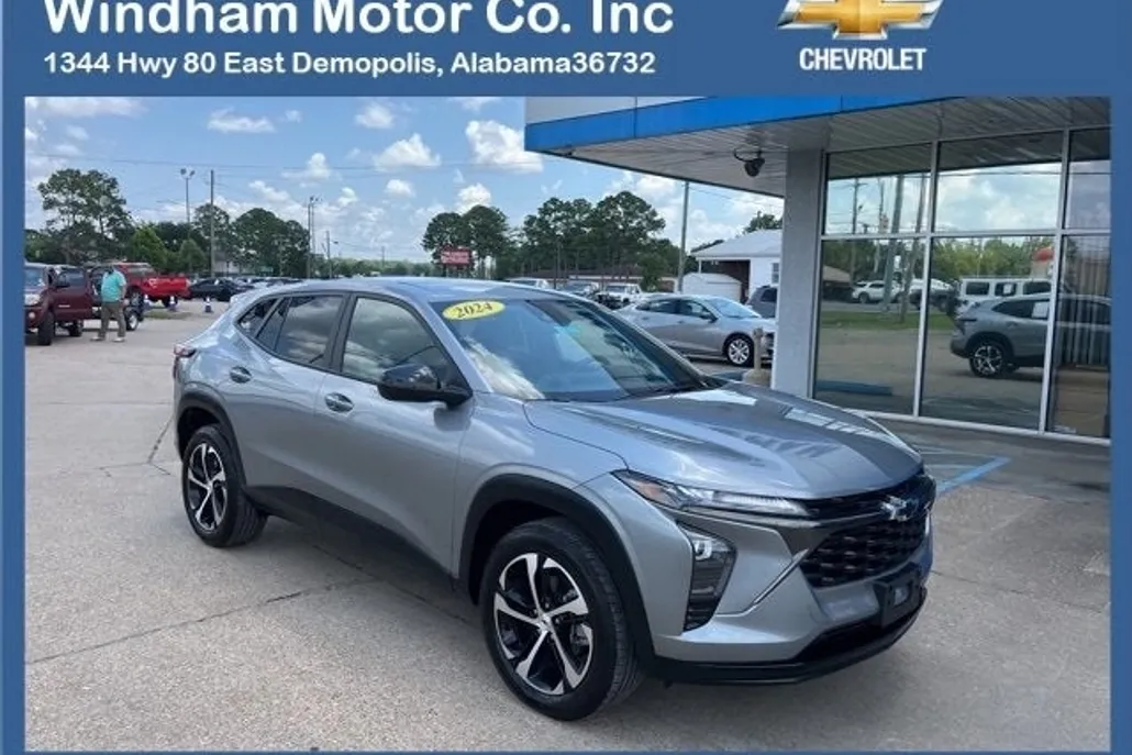 2024 Chevrolet Trax photo 1
