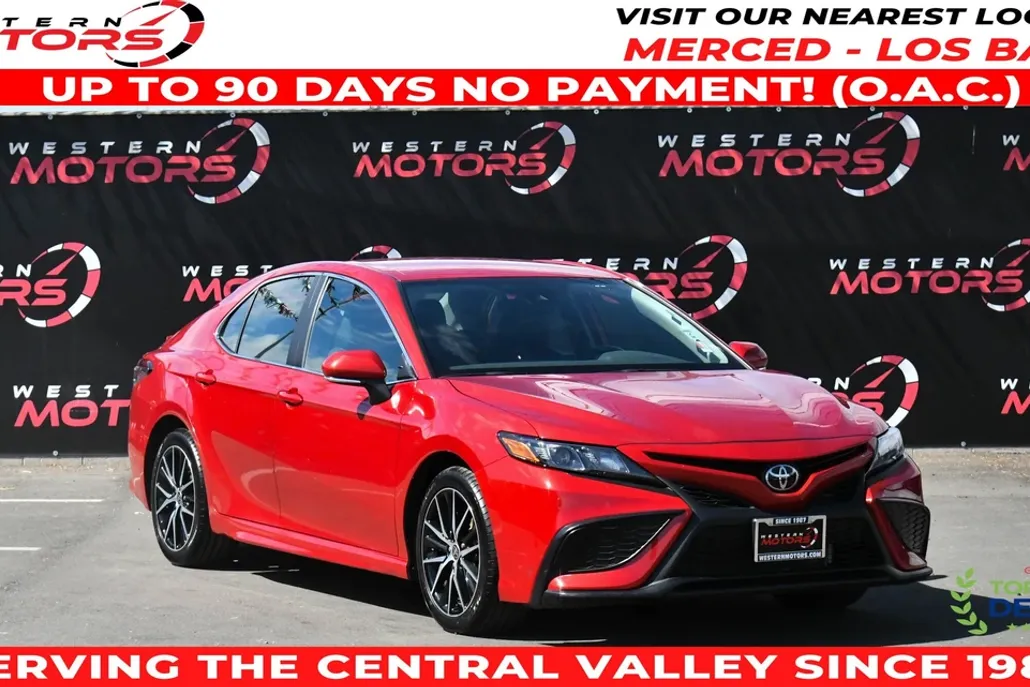 2024 Toyota Camry SE photo 1
