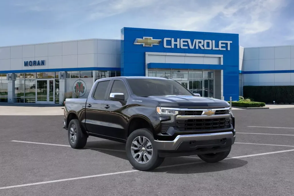 2026 Chevrolet Silverado 1500 LT photo 1