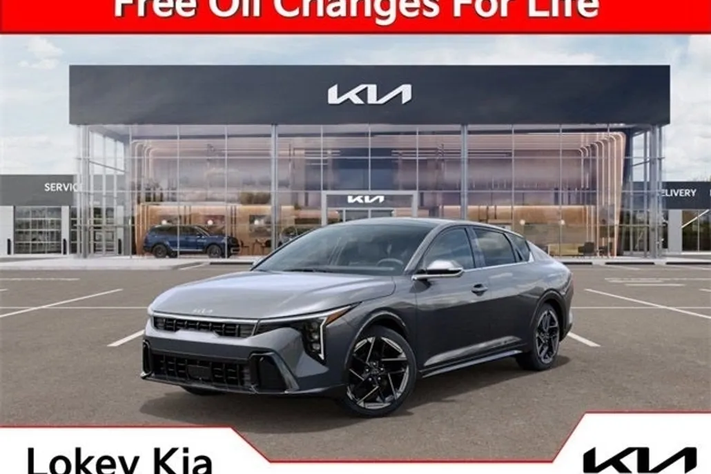 2025 Kia K4 GT-Line photo 1