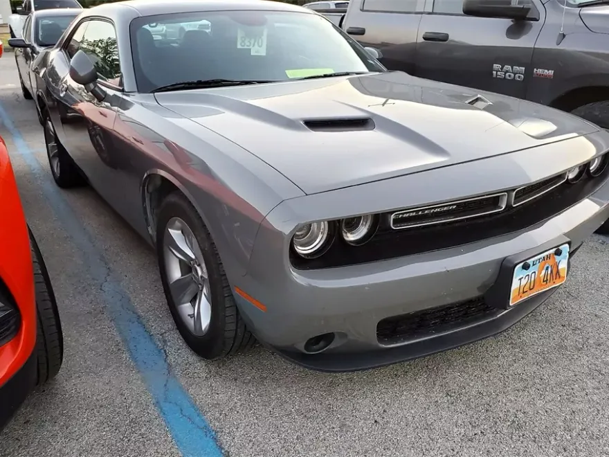 2023 Dodge Challenger SXT photo 1