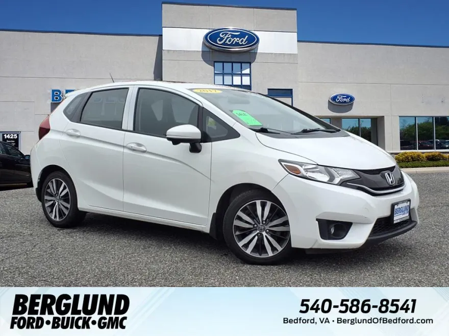2017 Honda Fit EX photo 1