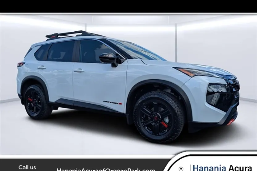 2025 Nissan Rogue SV photo 1