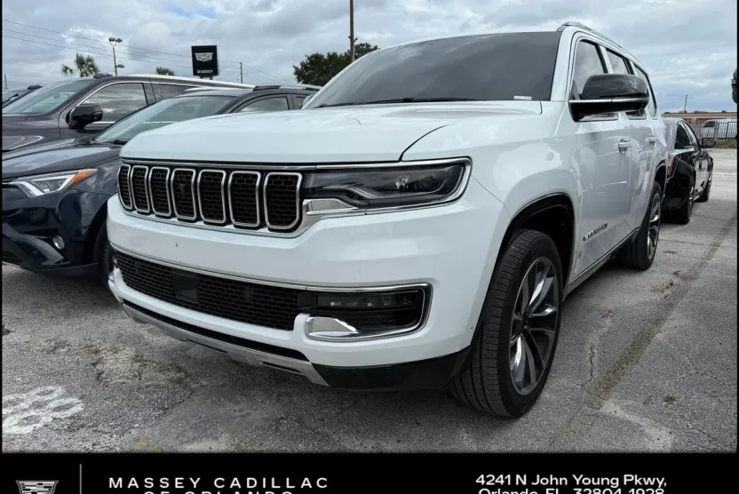 2023 Jeep Wagoneer Series III photo 1