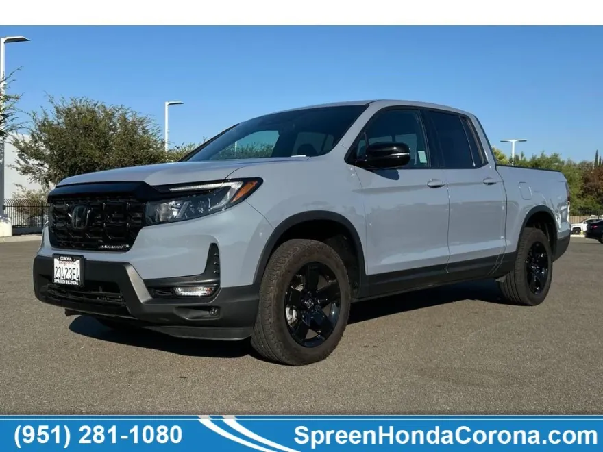 2025 Honda Ridgeline Black Edition photo 1