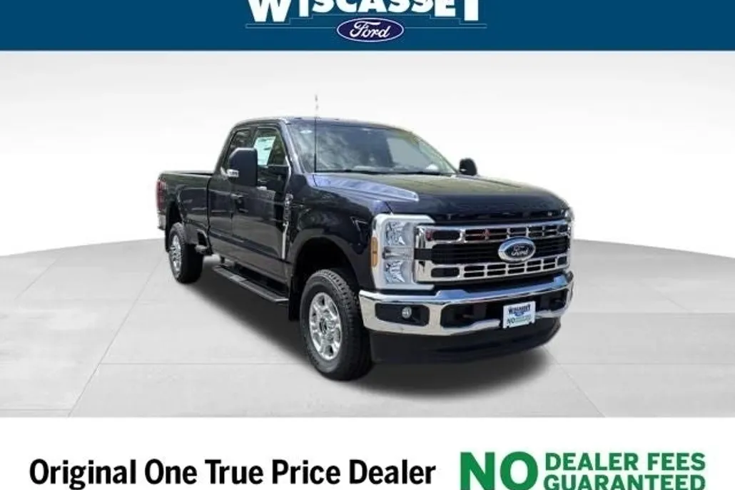 2025 Ford F-350 XLT photo 1