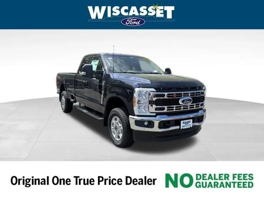 2025 Ford F-350 XLT photo 1