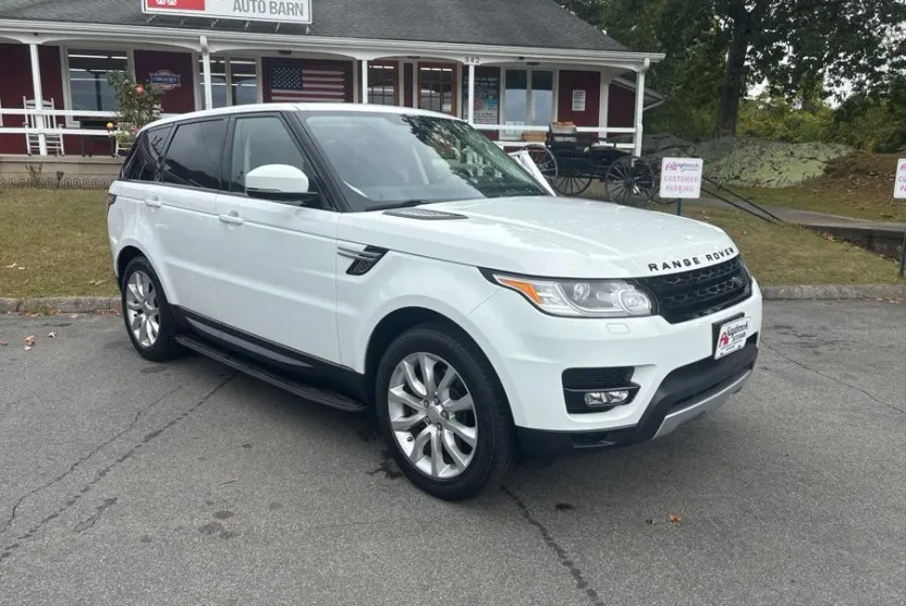 2014 Land Rover Range Rover Sport HSE photo 1