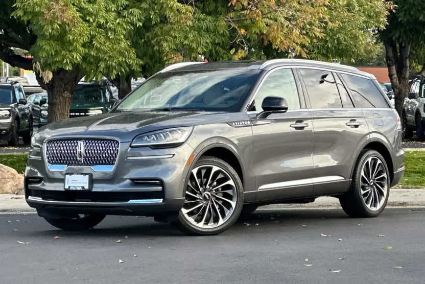 2023 Lincoln Aviator Reserve photo 1
