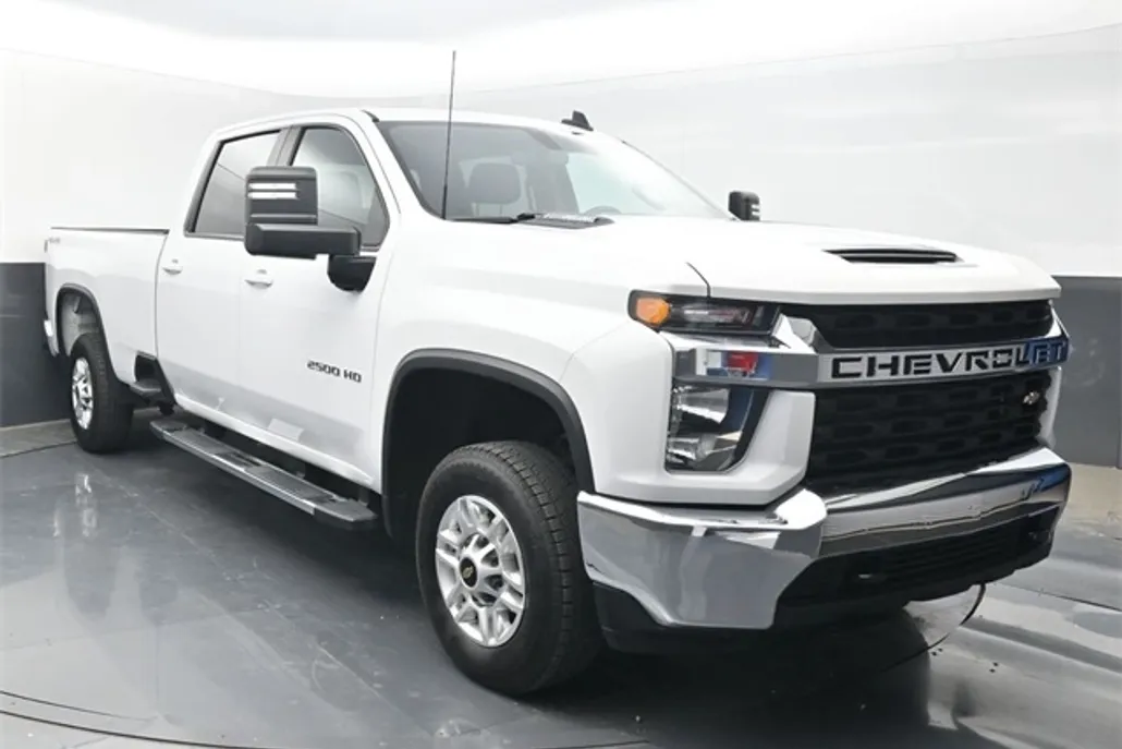 2023 Chevrolet Silverado 2500HD LT photo 1