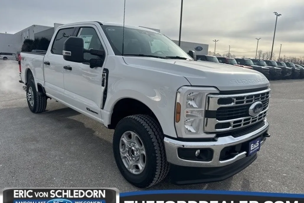 2025 Ford F-350 photo 1
