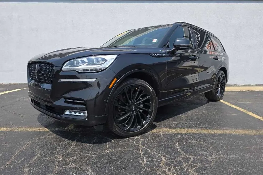 2022 Lincoln Aviator Reserve photo 1