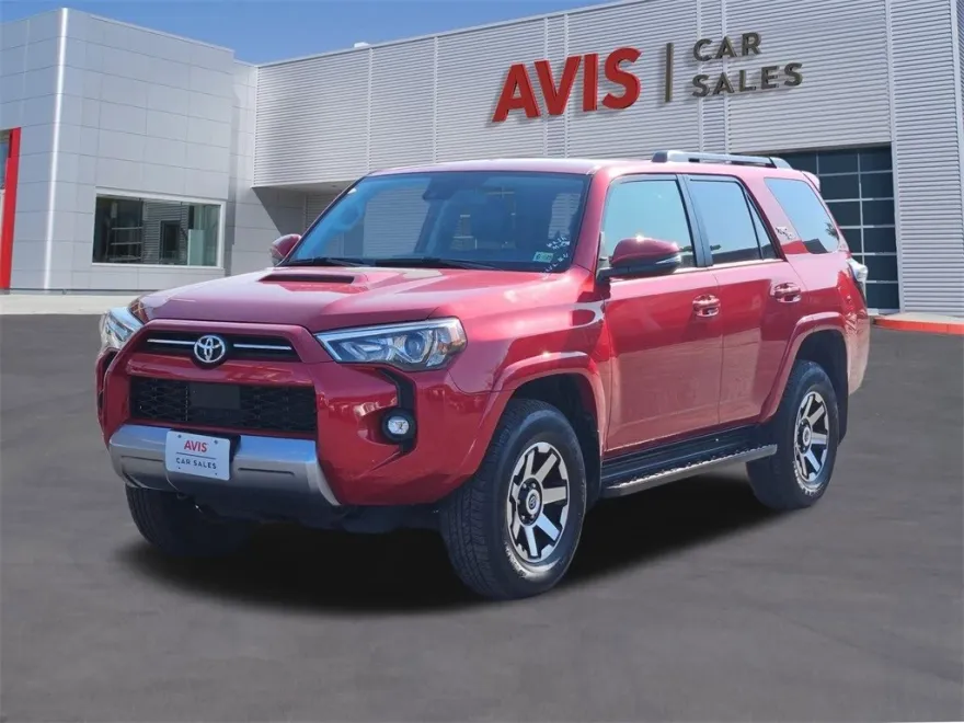 2024 Toyota 4Runner TRD Off-Road Premium photo 1