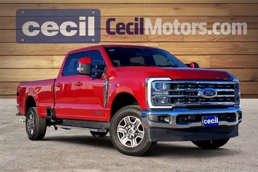 2023 Ford F-350 Lariat photo 1