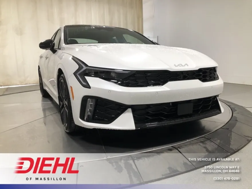 2026 Kia K5 GT photo 1