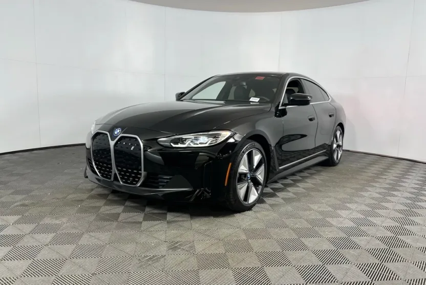 2023 Bmw i4 eDrive35 photo 1
