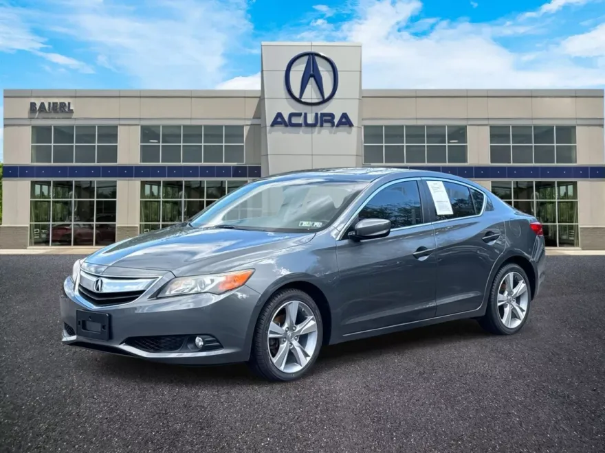 2013 Acura ILX 2.0L Premium photo 1