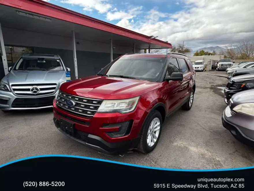 2016 Ford Explorer Sport photo 1