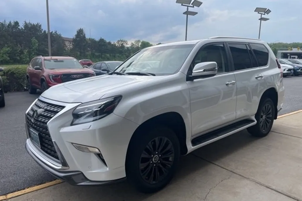 2022 Lexus GX 460 Luxury photo 1
