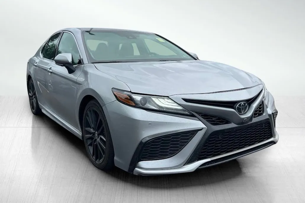 2024 Toyota Camry XSE V6 photo 1