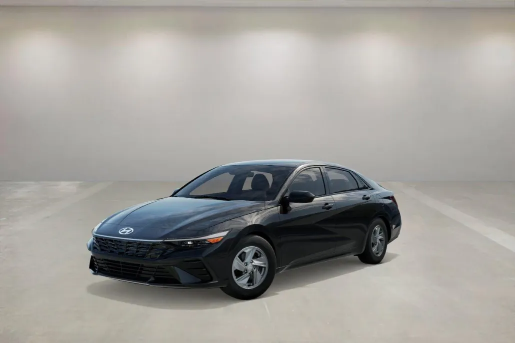 2025 Hyundai Elantra SE photo 1