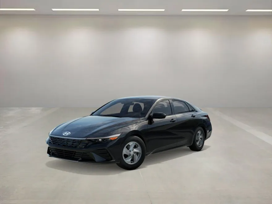 2025 Hyundai Elantra SE photo 1