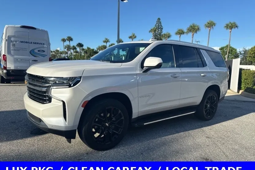 2023 Chevrolet Tahoe LT photo 1