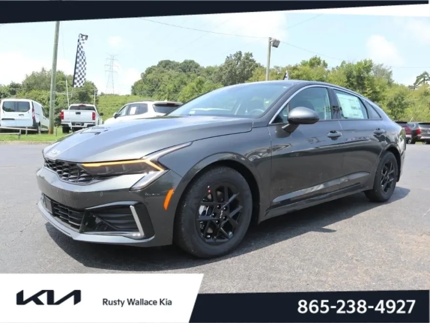 2025 Kia K5 LXS photo 1