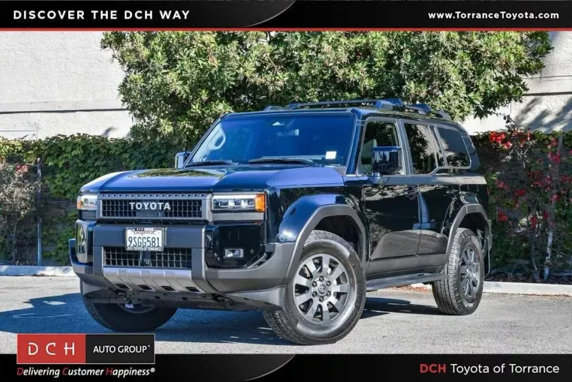 2025 Toyota Land Cruiser Base photo 1