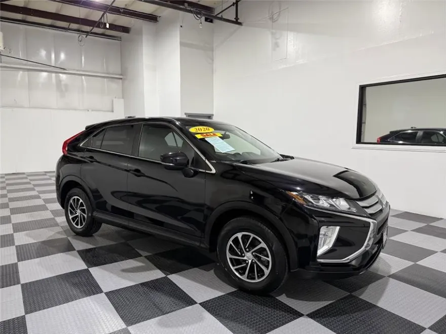 2020 Mitsubishi Eclipse Cross ES photo 1