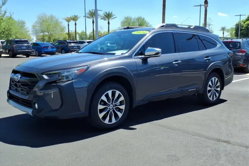 2024 Subaru Outback Touring XT photo 1