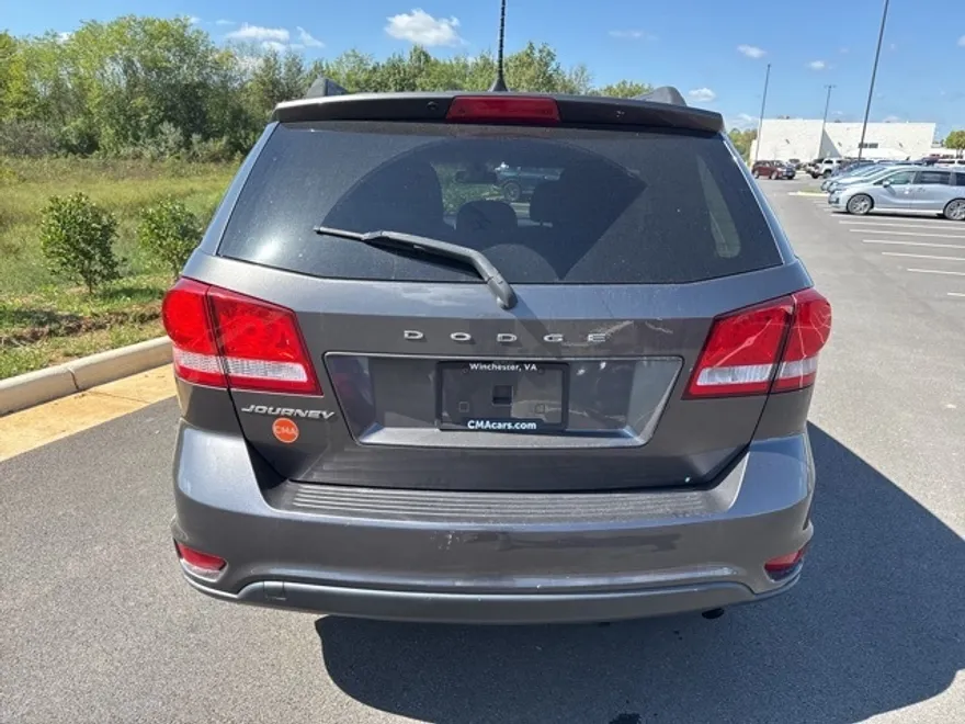 2019 Dodge Journey SE photo 1