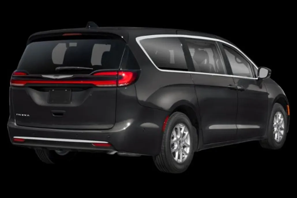 2026 Chrysler Pacifica Limited photo 1