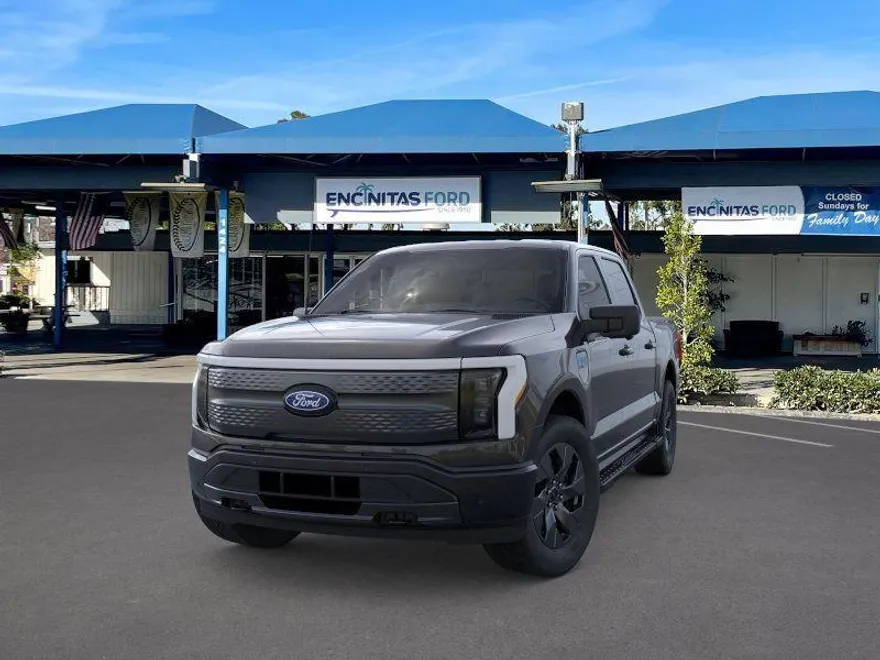 2025 Ford F-150 Lightning photo 1