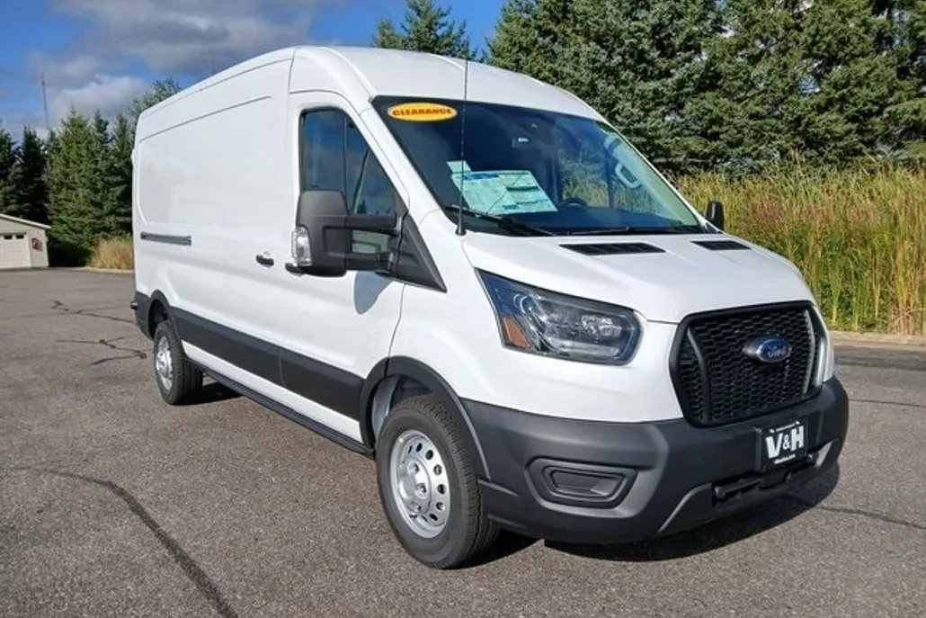 2025 Ford Transit photo 1