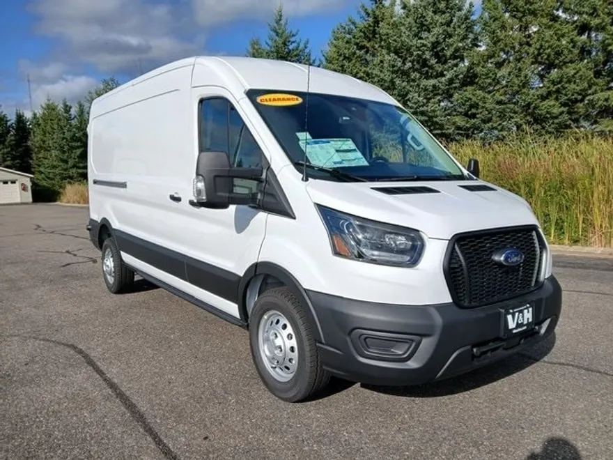2025 Ford Transit photo 1
