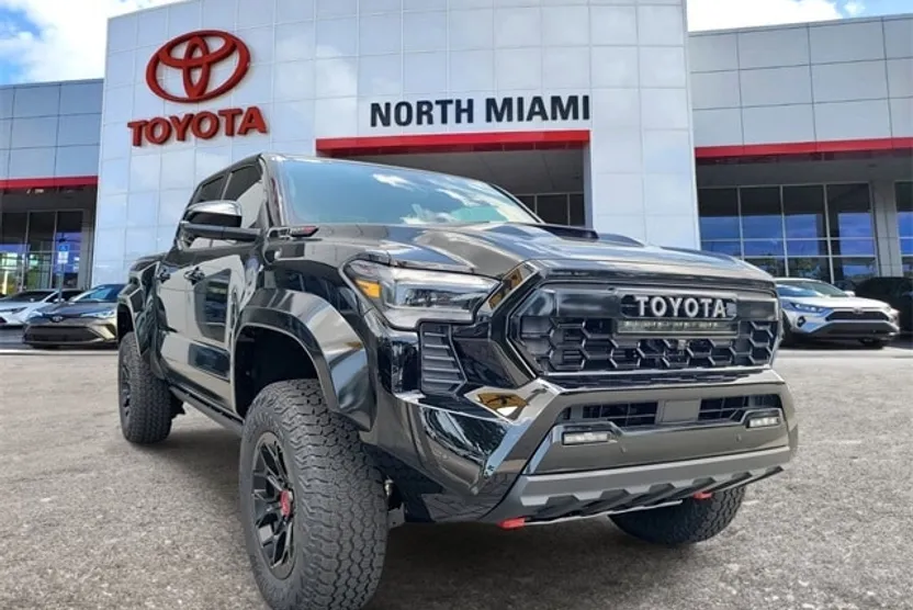2025 Toyota Tacoma TRD Pro photo 1