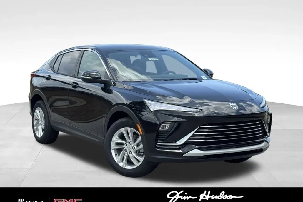 2025 Buick Envista Preferred photo 1