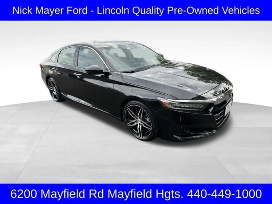 2021 Honda Accord Touring 2.0T photo 1