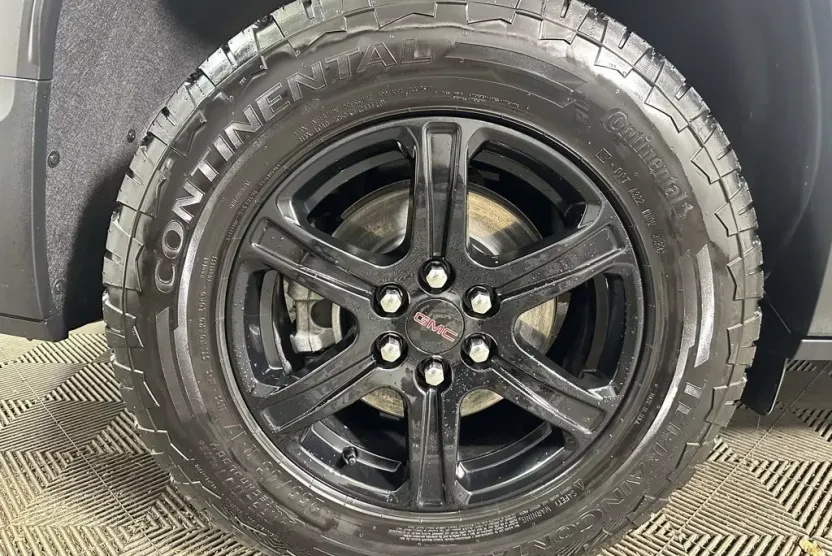 2023 Gmc Acadia AT4 photo 1